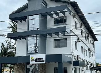 Sander fala sobre projeto que reduz carga horária na educação infantil