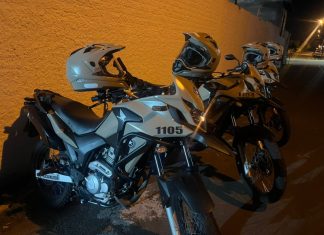 Prisão na operação choque de ordem em Araranguá: Homem com tornozeleira é flagrado com drogas e dois mandados ativos