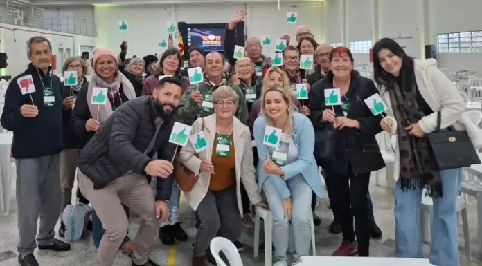 Idosos de Gaivota participam da 2ª Conferência Intermunicipal dos Direitos da Pessoa Idosa