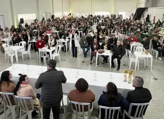 Região reunida em Santa Rosa do Sul na 2ª Conferência dos Direitos da Pessoa Idosa