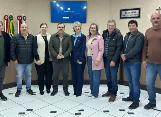 Unesc apresenta plano municipal de desenvolvimento ao Legislativo de Santa Rosa do Sul