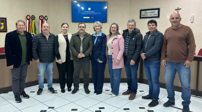 Unesc apresenta plano municipal de desenvolvimento ao Legislativo de Santa Rosa do Sul