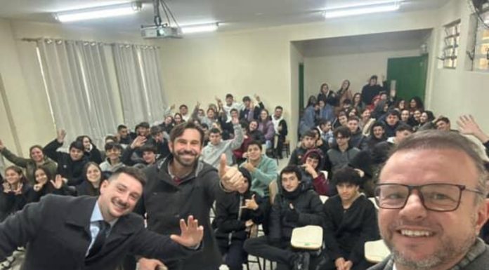 Projeto “OAB Vai à Escola” leva conhecimento e cidadania para alunos em Sombrio