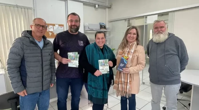 Sombrio recebe convite oficial para o 3º Fórum Destinos de Fé e discute fortalecimento do turismo religioso