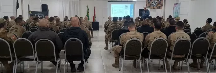 Policiais do 19º BPM participam de Seminário de Cinotecnia Policial da PMSC em Florianópolis