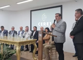 Patrique presidente da CEPRAG representa cooperativas na inauguração da nova sede da CEREJ