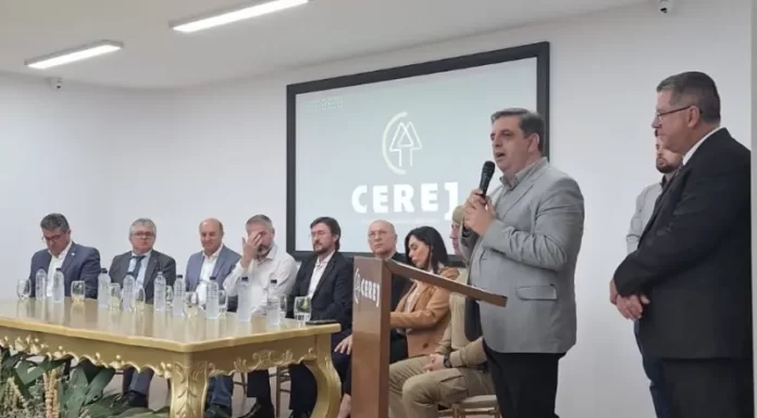 Patrique presidente da CEPRAG representa cooperativas na inauguração da nova sede da CEREJ