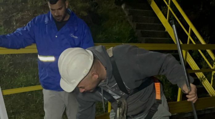 Limpeza de reservatório em Sombrio garante água tratada com mais segurança.