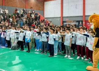 Proerd forma mais de 200 alunos em Sombrio e reforça compromisso com prevenção e cidadania