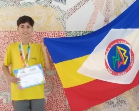Aluno de Sombrio recebe medalhas de prata da Olimpíada Brasileira de Matemática das Escolas Públicas – OBMEP