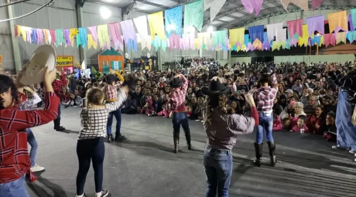 Sexta-feira tem Festa Julina em Balneário Arroio do Silva