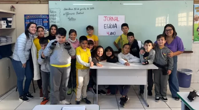 Alunos viram repórteres por um dia em projeto da escola Egídia Emerim Cardoso