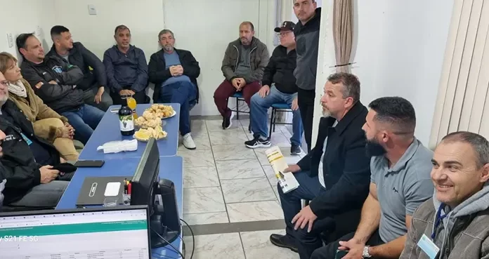Balneário Gaivota realiza palestra para motoristas da Saúde