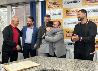 Rafael dos Santos assume interinamente a Prefeitura de Sombrio
