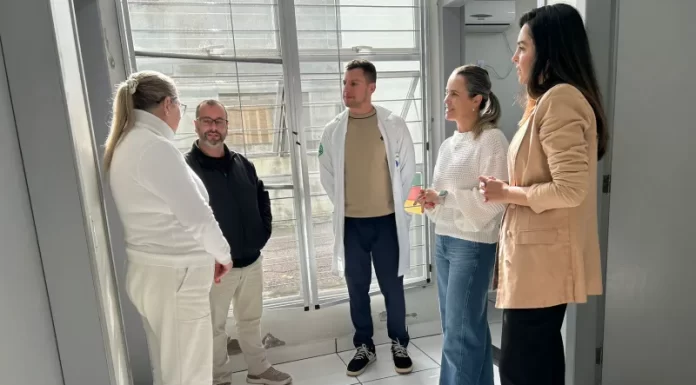 Prefeito em exercício de Sombrio, Rafael dos Santos, visita unidades de saúde