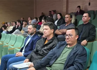 Vereadores de Sombrio vão a audiência pública em Capivari de Baixo, para pedir alterações da BR