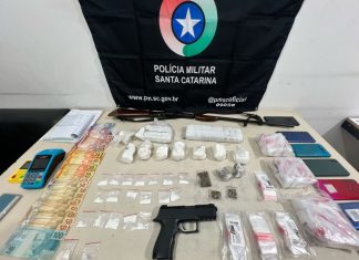 PM apreende mais de R$ 53 mil em cocaína no interior de Sombrio na noite de domingo