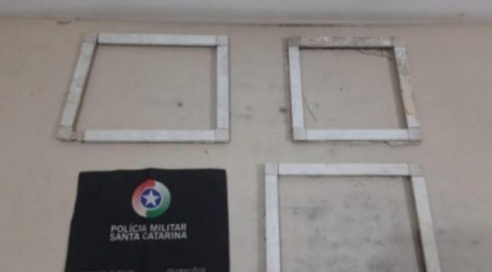Furto de janelas termina em prisão por receptação em Araranguá