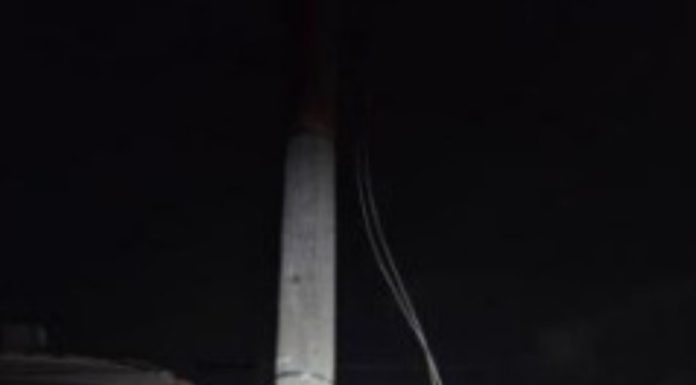Dupla é presa furtando fios de energia no Centro Cívico de Araranguá