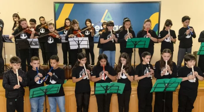 Concerto de Inverno encanta público com apresentação de alunos em Praia Grande
