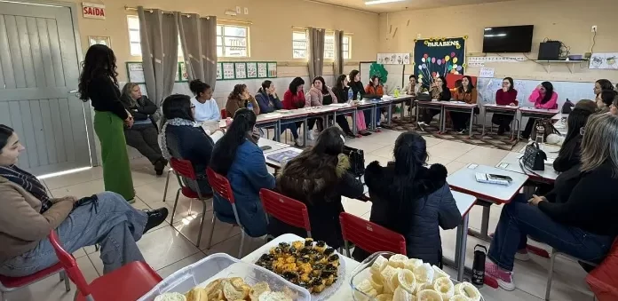 Sombrio promove formação continuada para profissionais da Educação Infantil