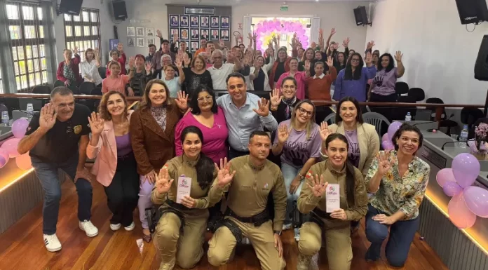 Agosto Lilás lota a Câmara de Balneário Gaivota!