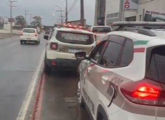 Homem é preso com drogas após tentar fugir da PM em Balneário Gaivota