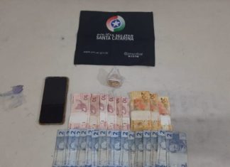 Homem é preso com pedra de crack em Araranguá