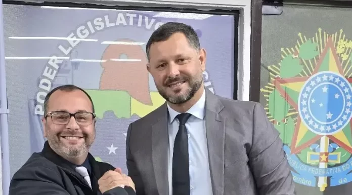 Rafa Enfermeiro renuncia presidência e Jonas D’Ávila convoca nova eleição na Câmara de Sombrio
