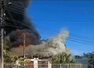 Idosa de 98 anos morre carbonizada em incêndio em residência em Araranguá