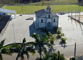 Solenidade e missa marcam inauguração da praça de Novo Horizonte em Santa Rosa do Sul