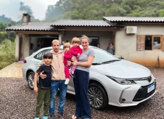 Cooperja encerra campanha de 55 anos com entrega de Corolla 0km