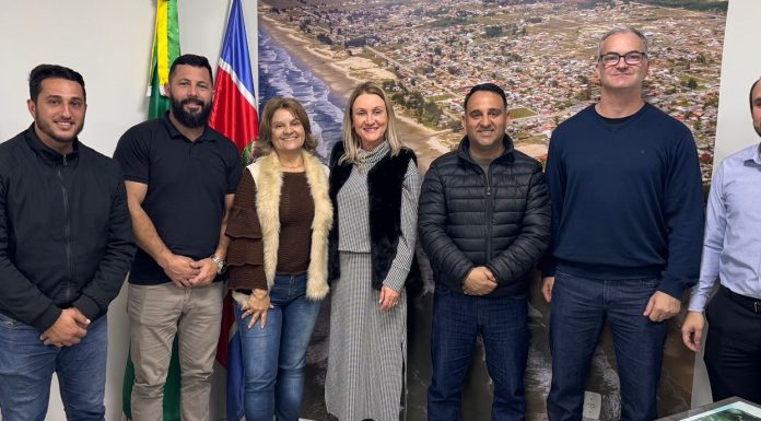 Balneário Gaivota: Encontro alinha ações na Saúde entre Estado e Município