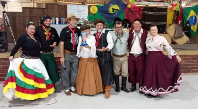 Festejos Farroupilha atraem grande público para Balneário Gaivota
