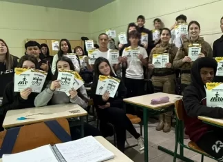 Campanha Seja Visto realiza palestras em escolas de Sombrio