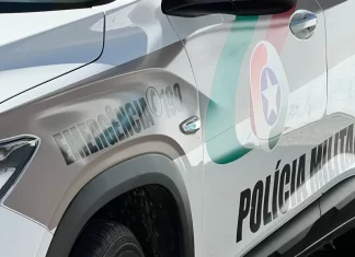 Moto e Fiorino se envolvem em acidente em Sombrio