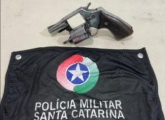 Jovem é preso por porte ilegal de arma em Balneário Gaivota