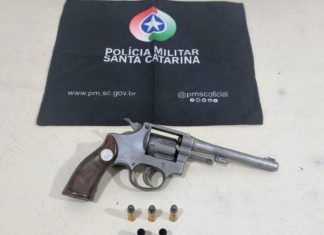 Homem é detido por posse irregular de arma em Balneário Arroio do Silva