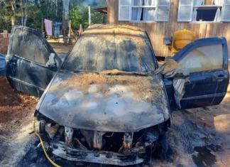 Homem é preso suspeito de incendiar carro de mulher que o denunciou em Jacinto Machado