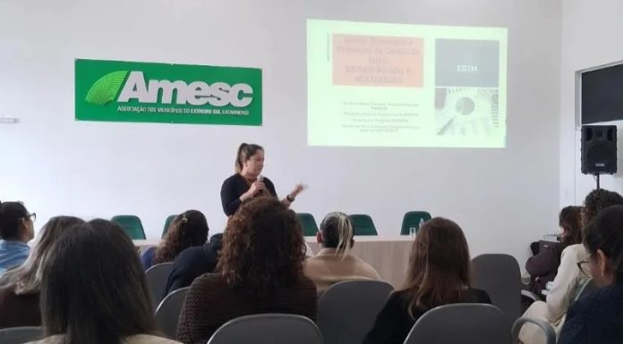 Balneário Gaivota participa de capacitação sobre o novo sistema do SUAS e Gestão BB Ágil na AMESC
