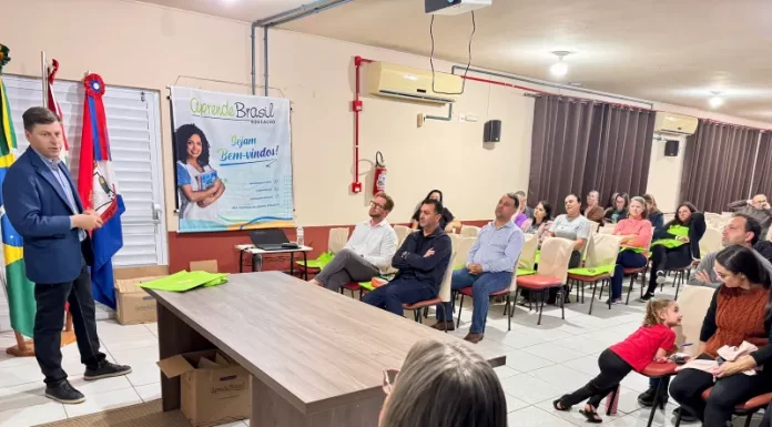 Educação avança para o futuro em Balneário Gaivota!