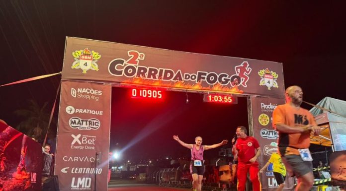Sucesso de público marca a 2ª Corrida do Fogo do Corpo de Bombeiros em Criciúma