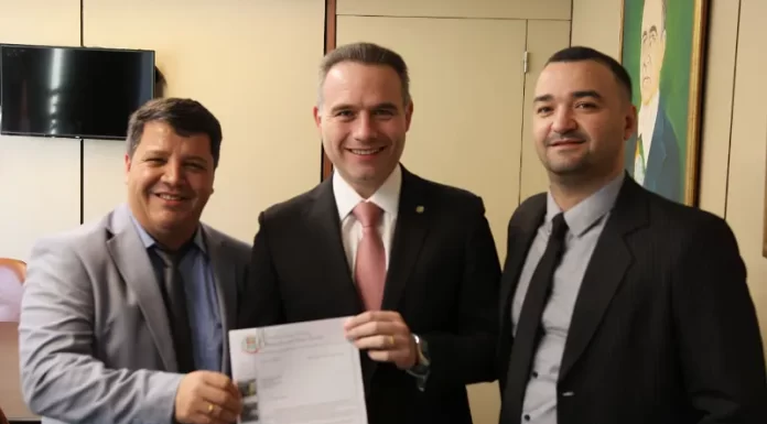 Fanica cumpre agenda em Brasília em busca de recursos