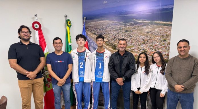 Orgulho gaivotense na areia: atletas seguem para a fase estadual da OLESC