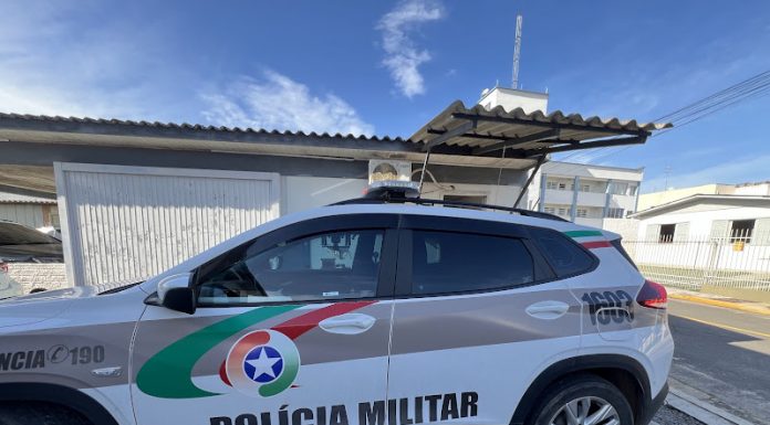 Homem é preso em Balneário Gaivota durante cumprimento de mandado judicial