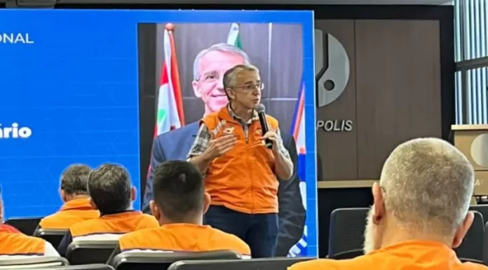 Meio Ambiente e Defesa Civil de Sombrio participa do Seminário Mesorregional de Gestão de Desastres