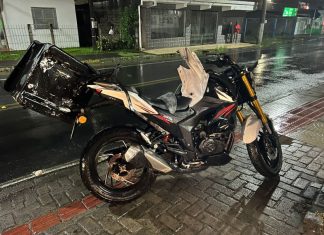 Motoboy morre após acidente na Lomba da Rússia, em Sombrio