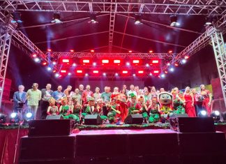 Chegada do Papai Noel e Desfile de Natal encantam e levam centenas de famílias ao Centro de Sombrio