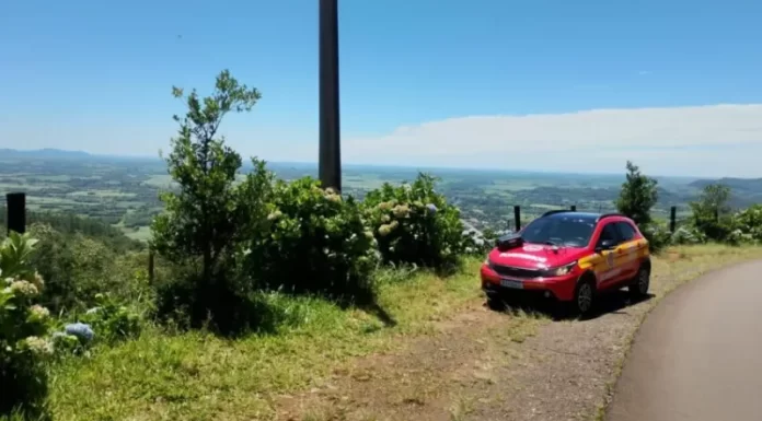 Corpo de Bombeiros inicia buscas por Cassiano, desaparecido em Praia Grande