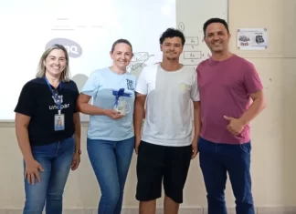 Concurso de Redação da UNOPAR Sombrio premia talentos da região